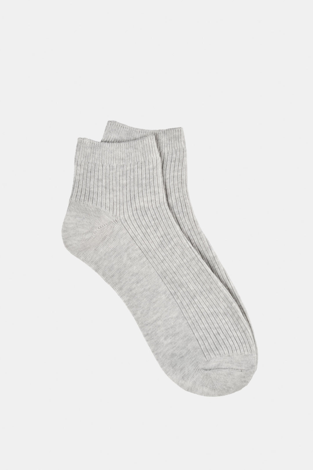 THE CAMEO RIBBED ANKLE SOCKS