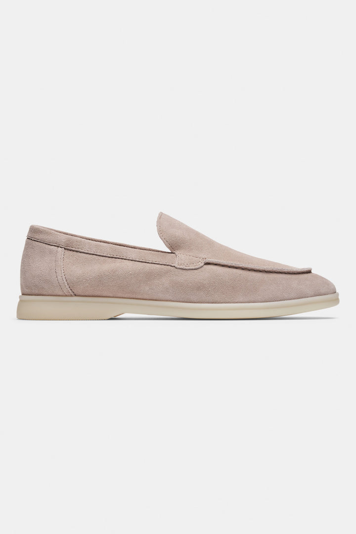 THE CLASSIC SUEDE LOAFER