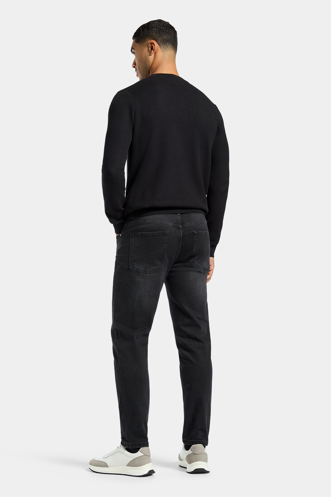 THE MATTEO SLIM JEANS