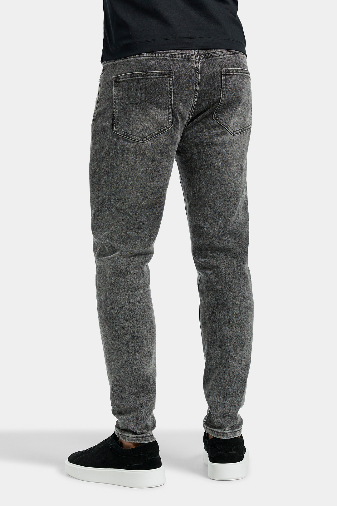 THE MATTEO SLIM JEANS