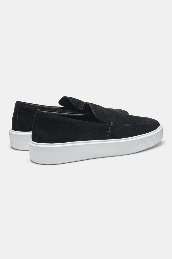 THE CLASSIC SUEDE SLIP ON