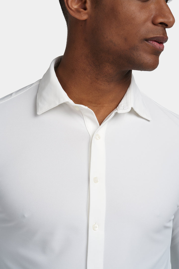 THE ATHLETIC STRETCH SHIRT