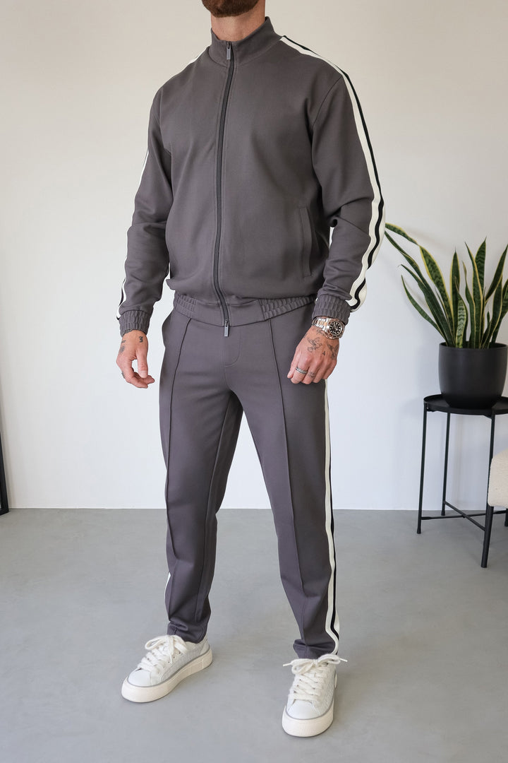 THE TAPE TRACK JACKET