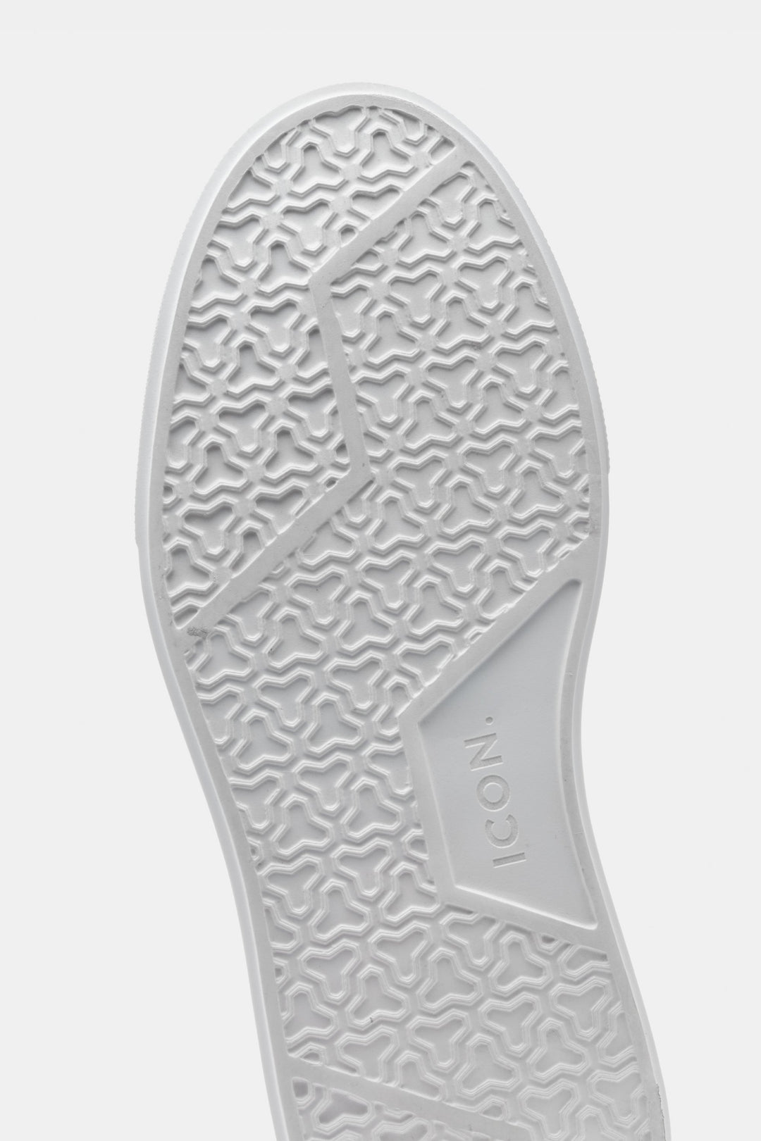 THE CLASSIC SUEDE TRAINER