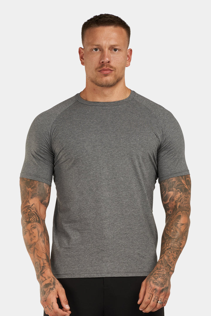 THE MUSCLE BASIC T-SHIRT