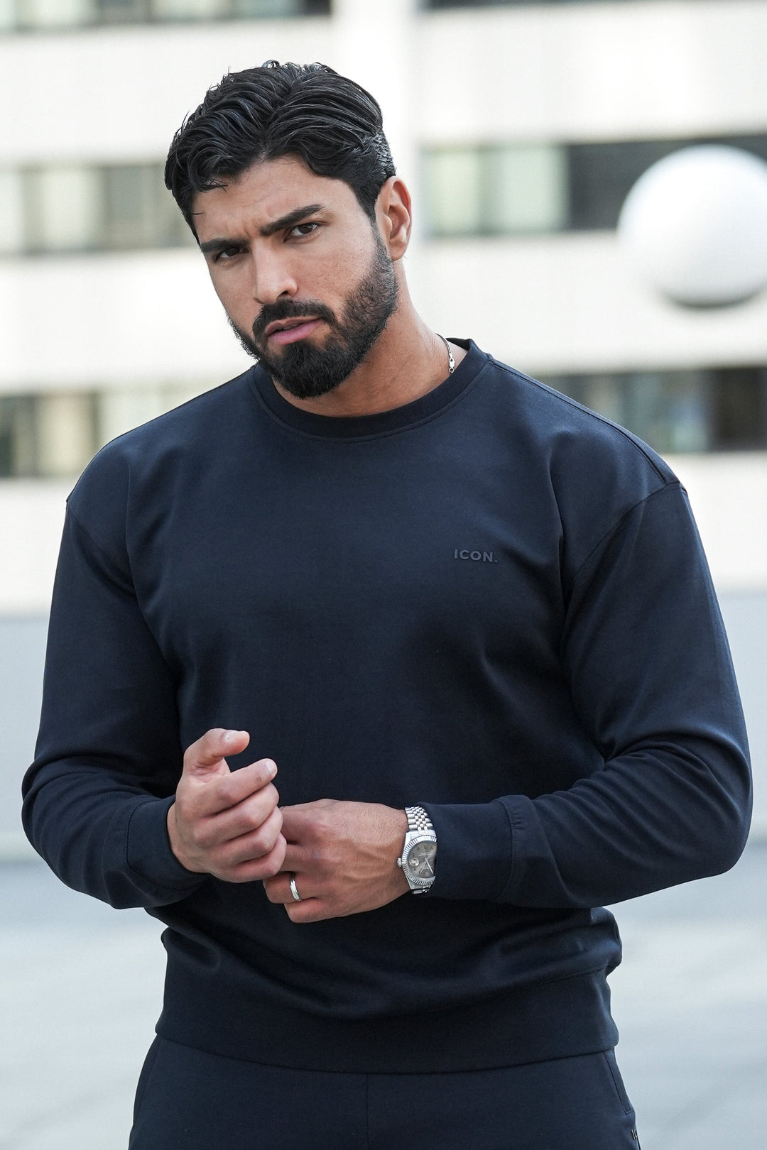 THE RELAXED CREWNECK SWEATER